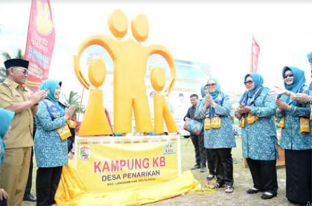 Pencanangan Bulan Bhakti PKK KB dan Kesehatan Tingkat Provinsi Riau Tahun 2017